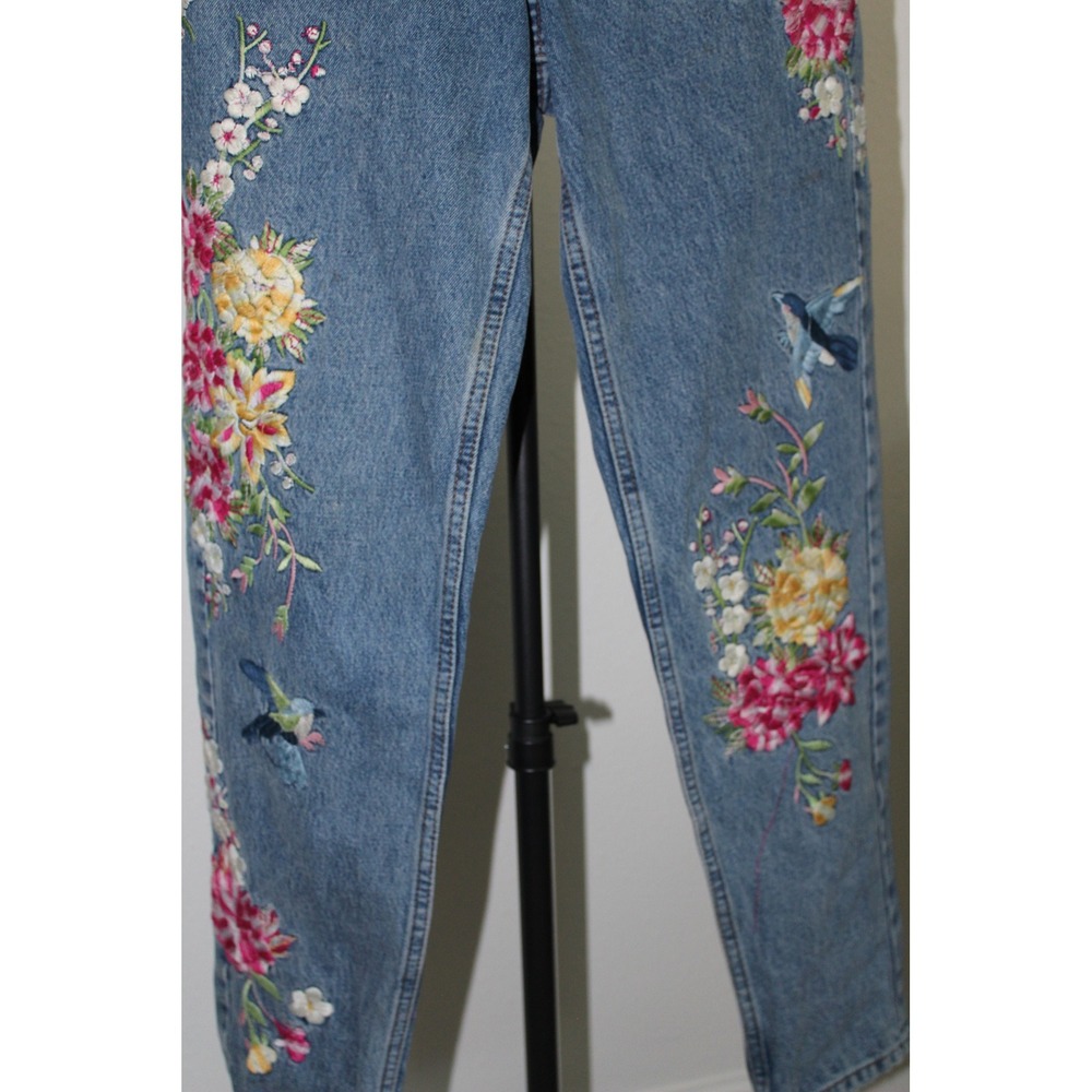 Topshop Moto Mom Jeans 25x32 Floral Hummingbird Embroidered High Rise No Stretch - Picture 4 of 12